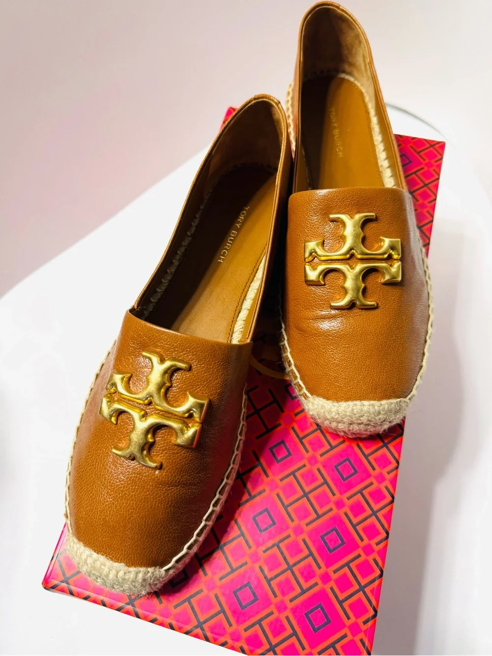 Tory Burch classic slip